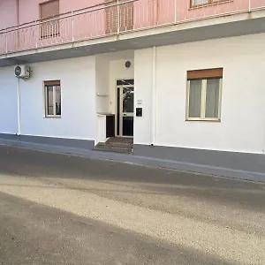 Appena Ristrutturato Completo Di Tutti I Comfort A Un Passo Dal Centro Appartamento
